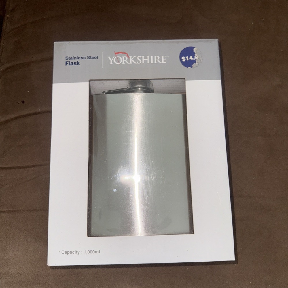 Studio Yorkshire Flask Unisex 34oz Silver NEW Oversized Stainless Steel 1000ml